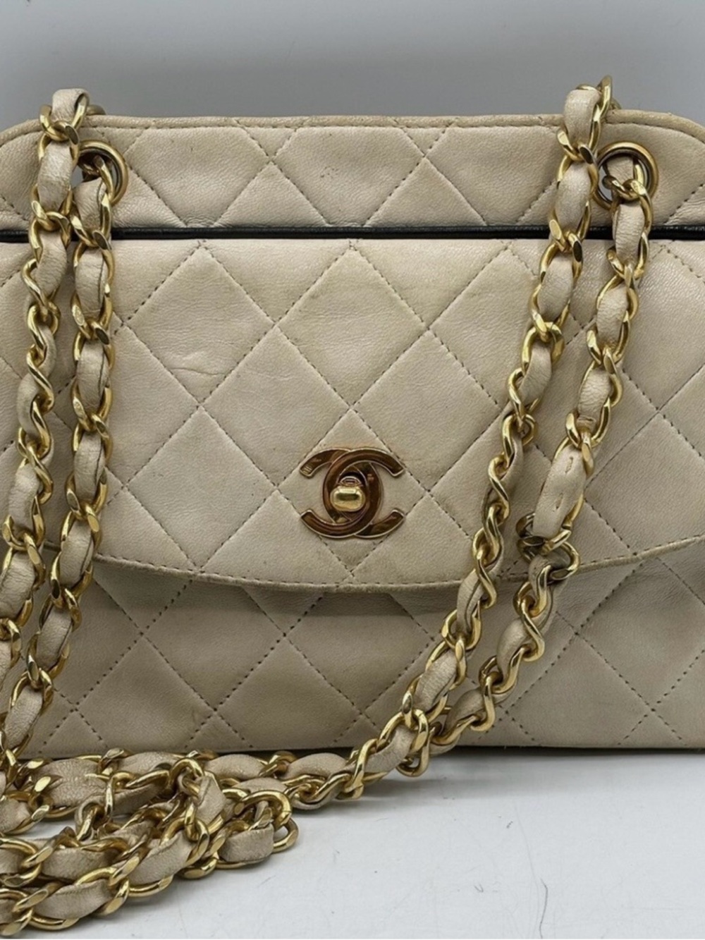 CHANEL Quilted Shoulder Bag in Beige with Gold Hardware